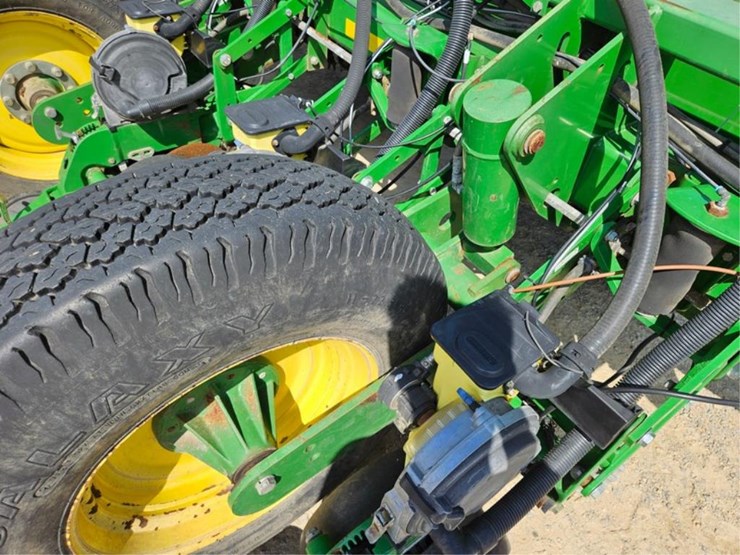 #225-•-westfield-130-71-13"-grain-auger-image-94