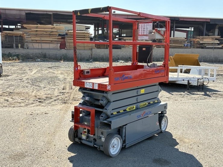 skyjack-sjiii3219-image-3