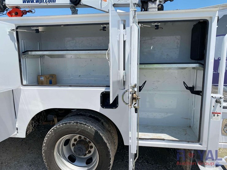2019-dodge-ram-5500-image-19