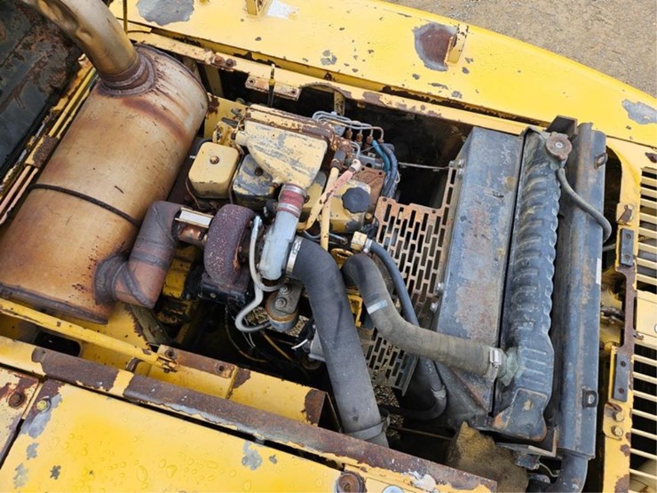 komatsu-pc150-lc-image-21