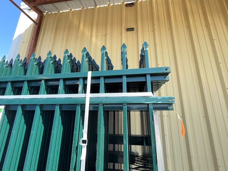 #4010-•-powder-coated-steel-site-fence-image-10