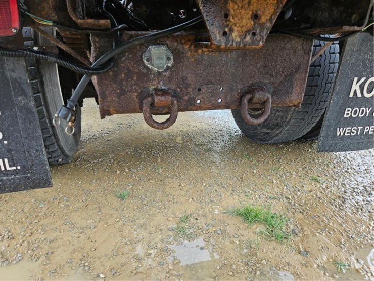 #318-•-2013-ih-7000-work-star-dump-truck-image-23