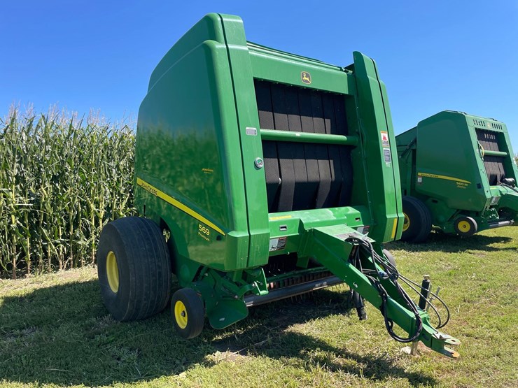 2013-john-deere-569-premium-image-2