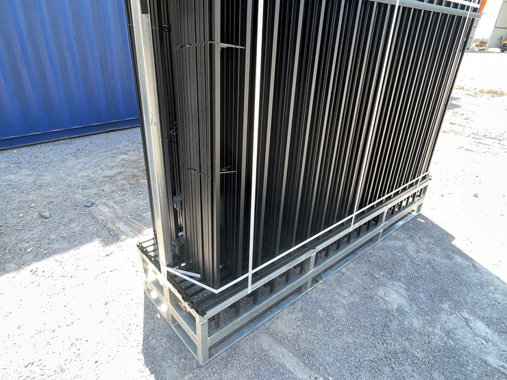 #4009-•-powder-coated-steel-site-fence-image-5