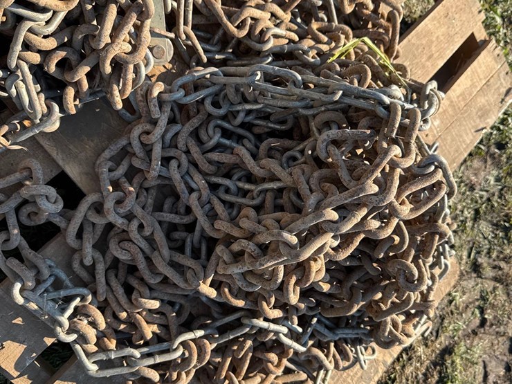 18.4-38-tractor-chains-image-3