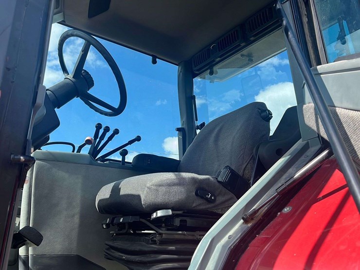 case-ih-8940-image-38