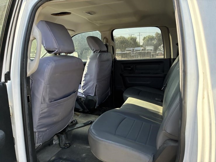 2013-dodge-ram-1500-image-10