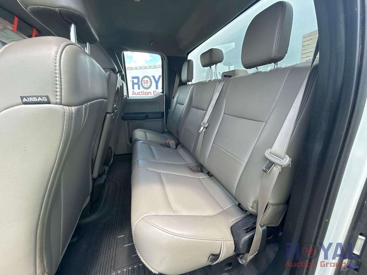 2019-ford-f-550-4x4-ext.-cab-chipper-truck-image-41