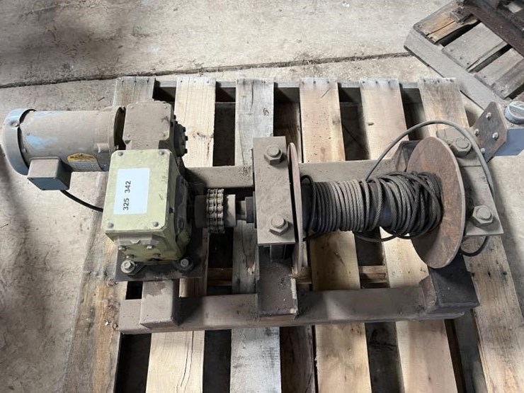 flexaline-dtm2062-1-electric-winch-image-1