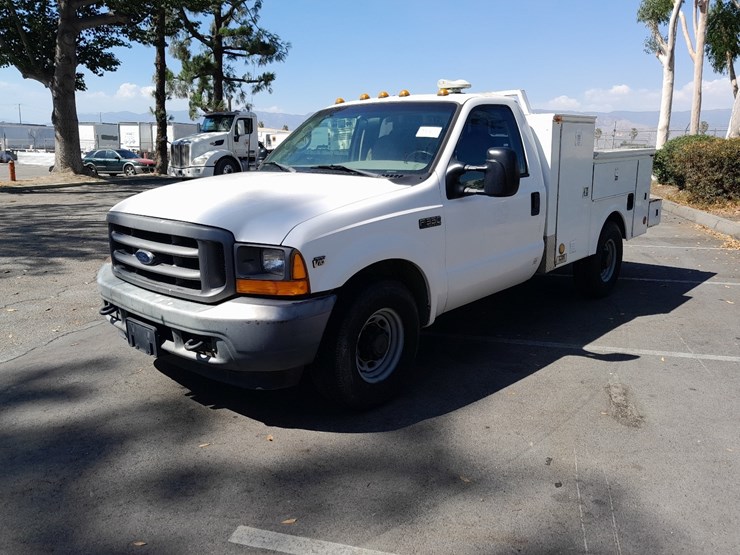 2001-ford-f350-xl-image-1