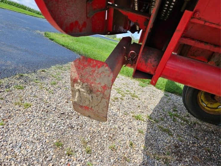 massey-ferguson-1163-image-49