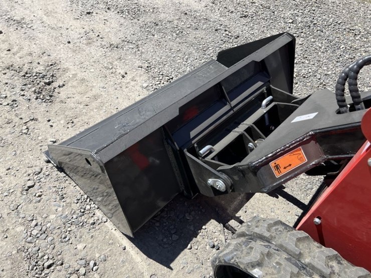2025-agt-sda-140t-mini-compact-track-loader-image-11