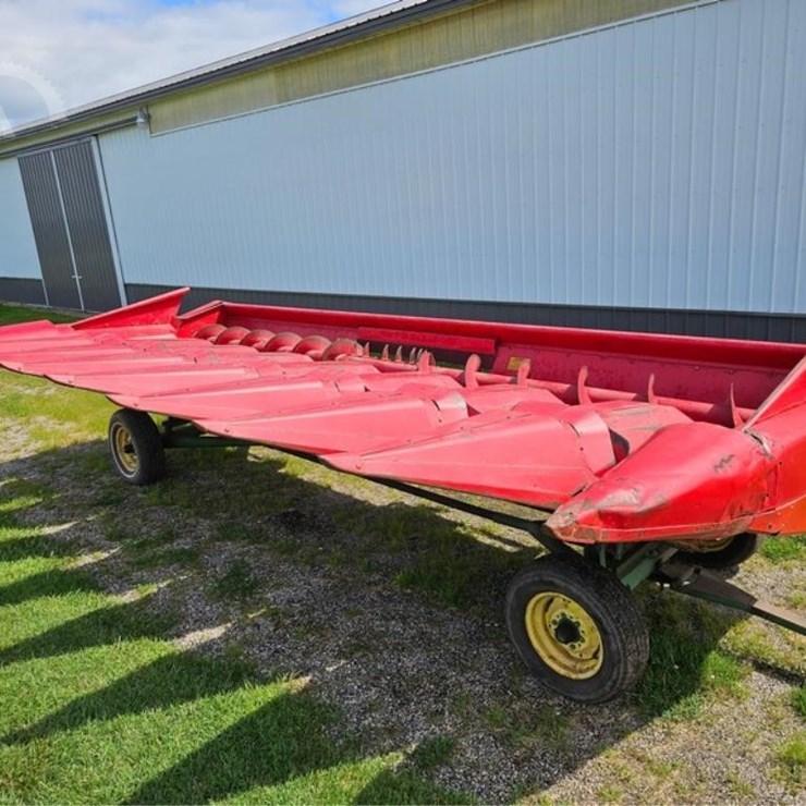 MASSEY-FERGUSON 1183