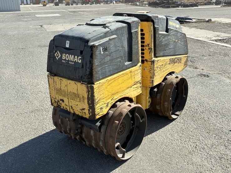 2016-bomag-bmp8500-image-3