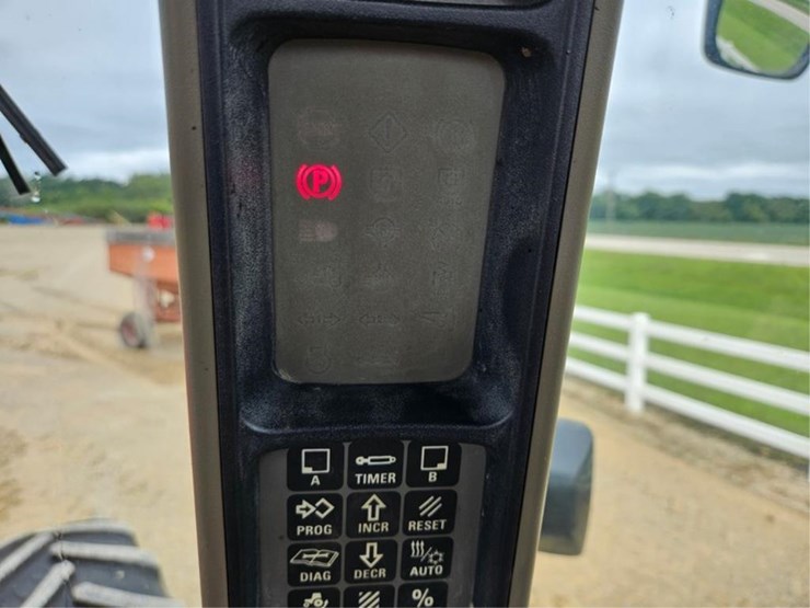 case-ih-mx285-image-37