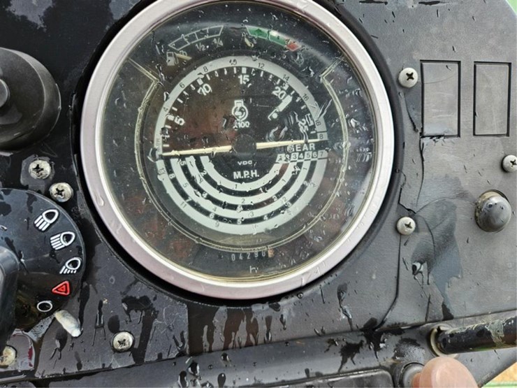john-deere-2155-image-29