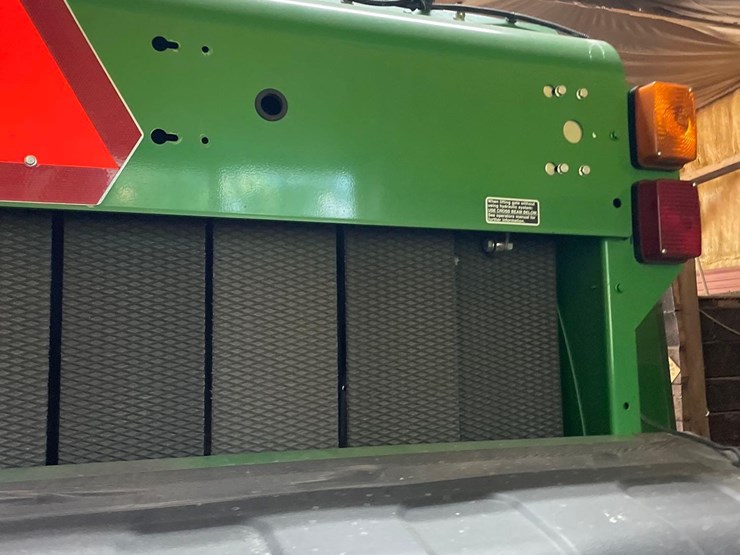 john-deere-560r-image-41