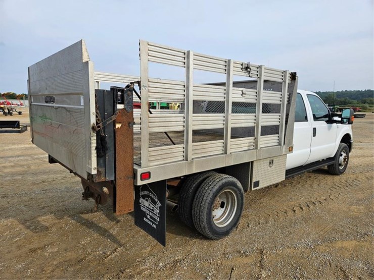 2011-ford-f350-image-5