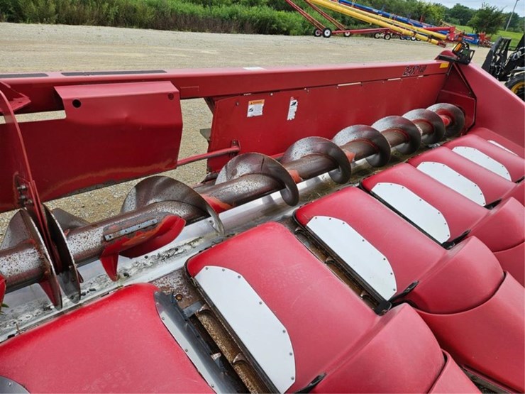 case-ih-2412-image-10