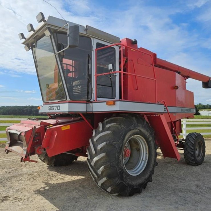 MASSEY-FERGUSON 8570