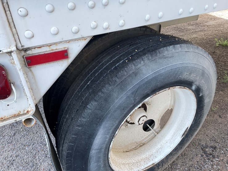 trailmobile-28'-image-11