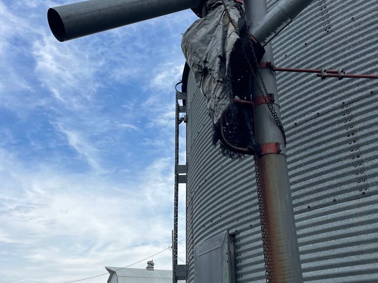 8,000-bushel-dryer-grain-bin-image-6
