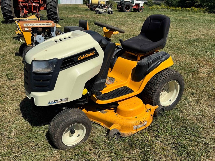 cub-cadet-1050-image-1