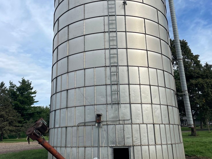 herd-king-10,000-bushel-grain-bin-image-2