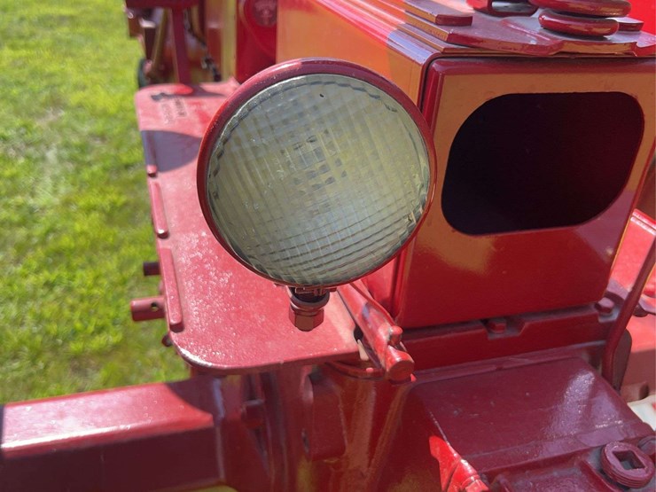 1949-farmall-c-image-38