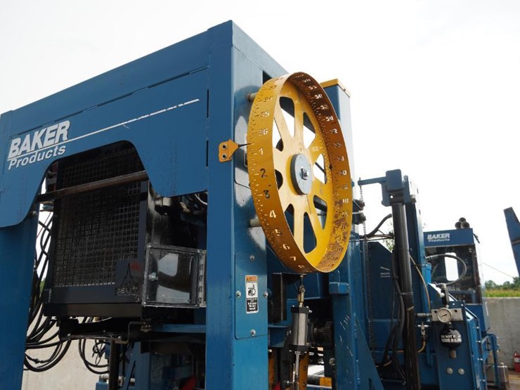 #210-•-2022-baker-3667dd-bandsaw-image-33