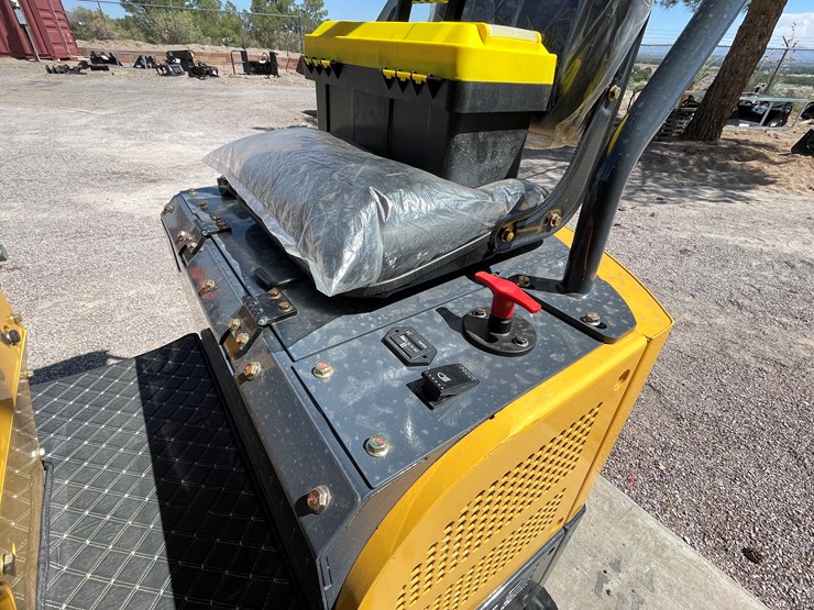 #4600-•-landhero-mini-excavator-image-24