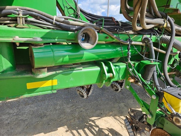 #225-•-westfield-130-71-13"-grain-auger-image-87