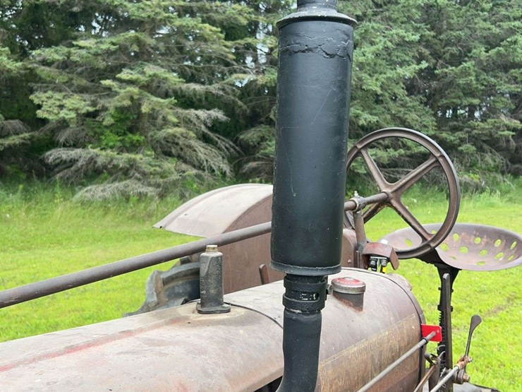 farmall-f12-image-13