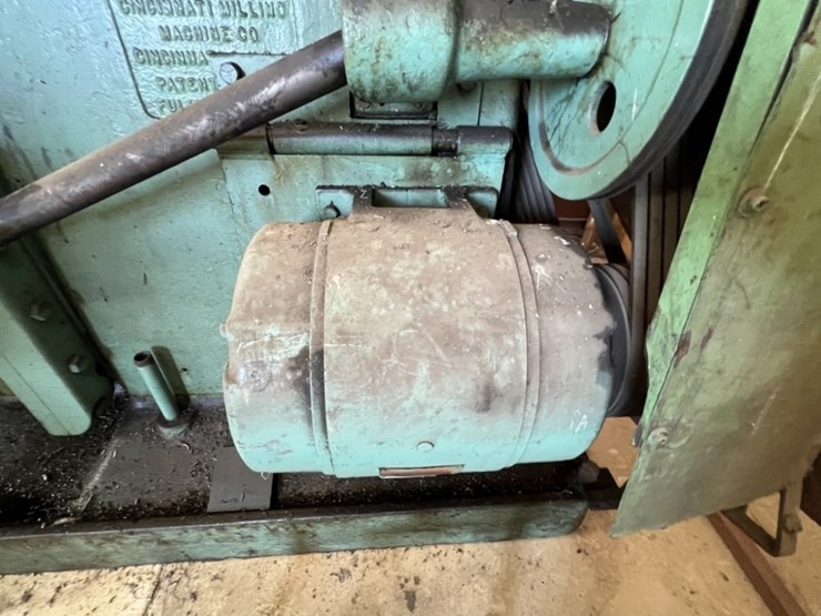 cincinnati-5-horizontal-milling-machine-image-9