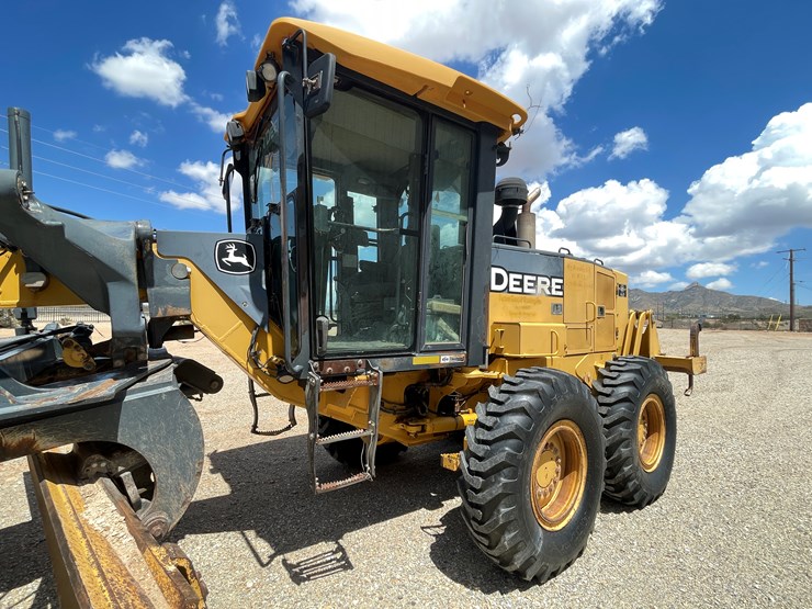 deere-672d-image-25