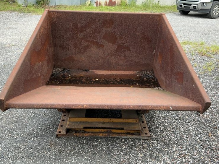 #164-•-mccullough-self-dumping-hopper-image-3