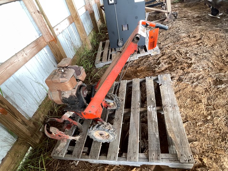 #5522-•-gilson-brothers-co.-rototiller-image-1