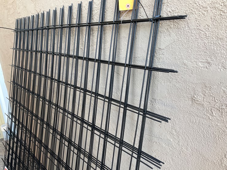 #4035-•-wire-mesh-panels-image-4