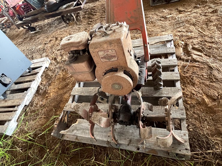 #5522-•-gilson-brothers-co.-rototiller-image-5