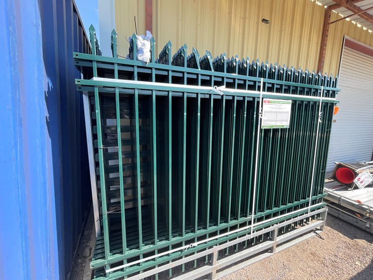 #4010-•-powder-coated-steel-site-fence-image-3