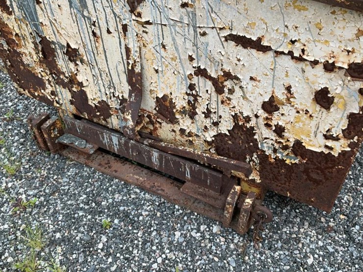 #165-•-self-dumping-hopper-image-13