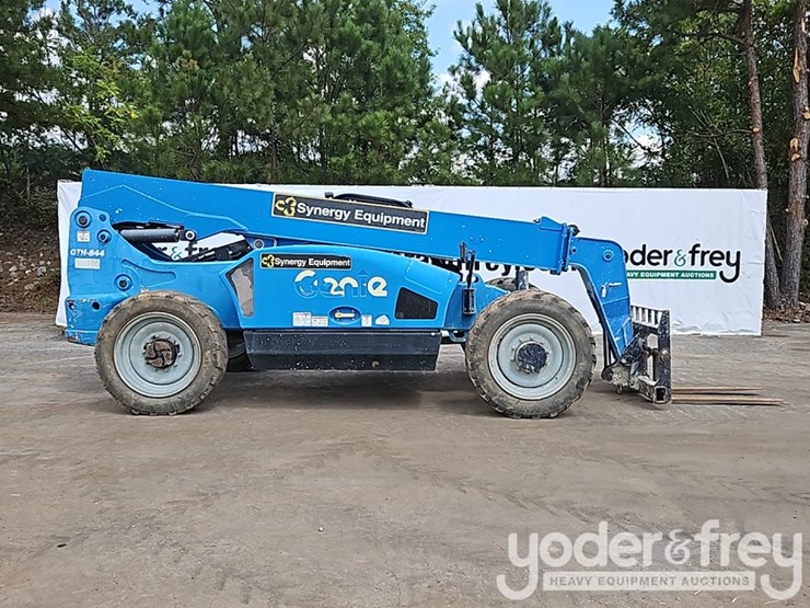 2018-genie-gth844-image-5