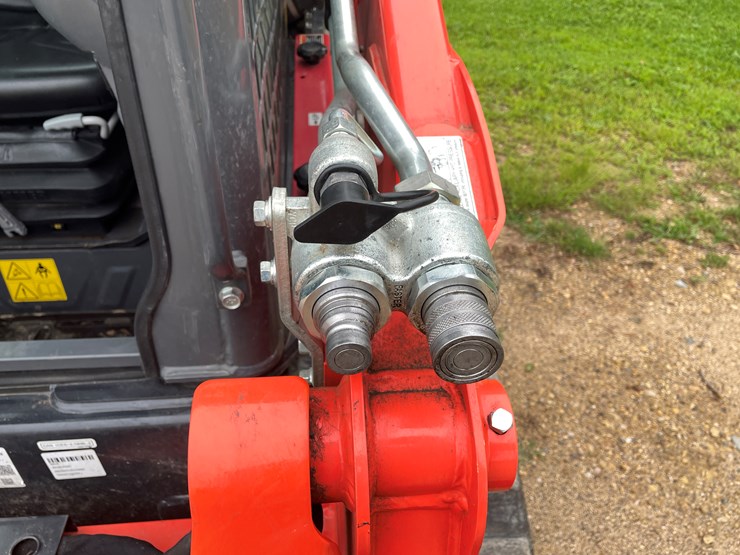 kubota-svl65-2-image-14