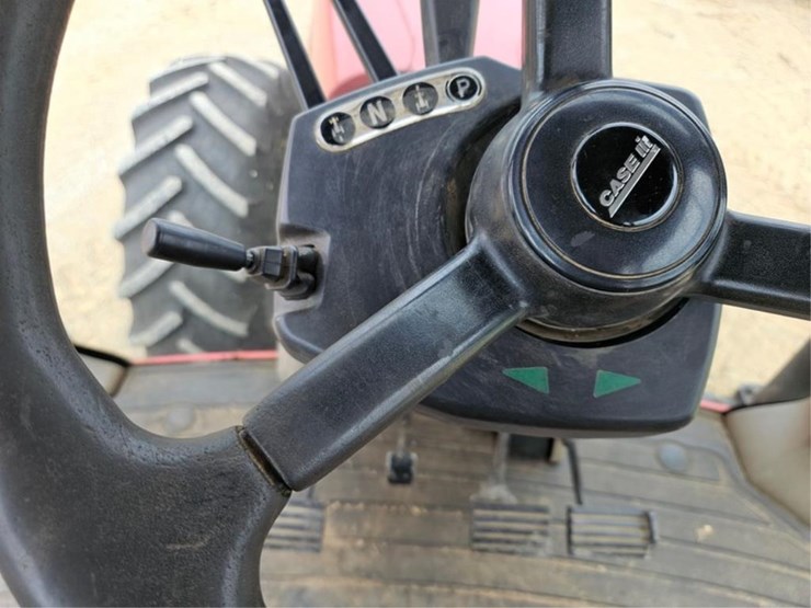 case-ih-mx285-image-32