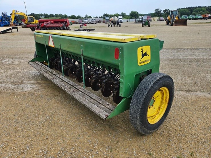 john-deere-8300-image-5