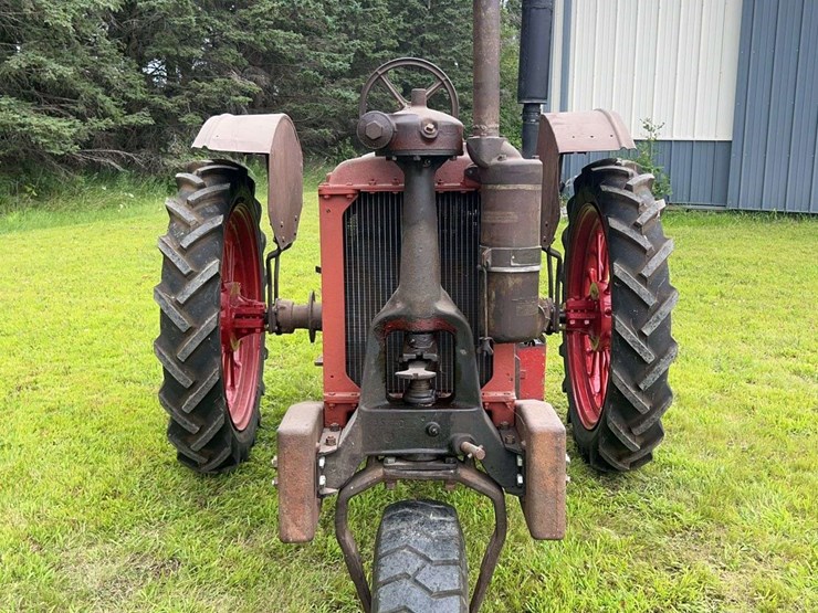 farmall-f12-image-8