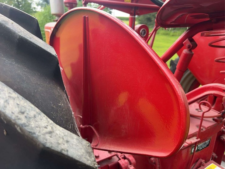 1944-farmall-h-distillate-image-52