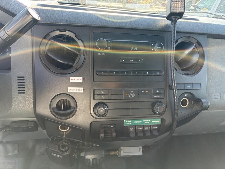 2012-ford-f550-image-15