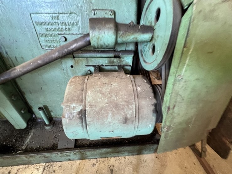 cincinnati-5-horizontal-milling-machine-image-8
