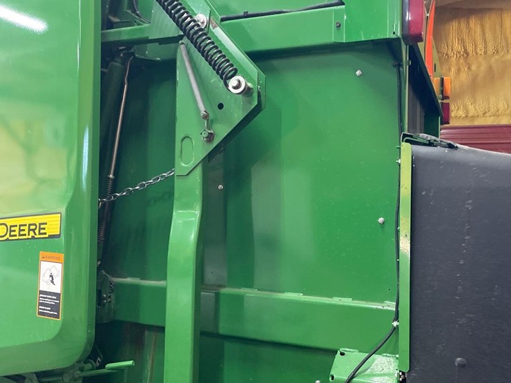 john-deere-560r-image-17